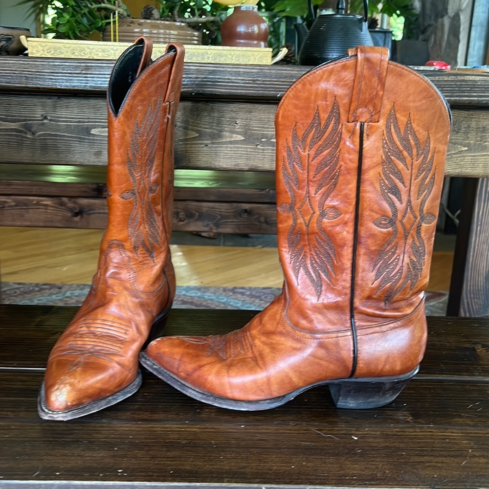 Tony Lama Cowboy Boots
